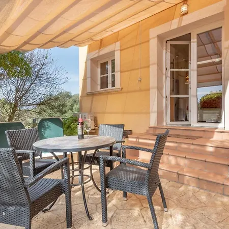 Llimonera Apartment *